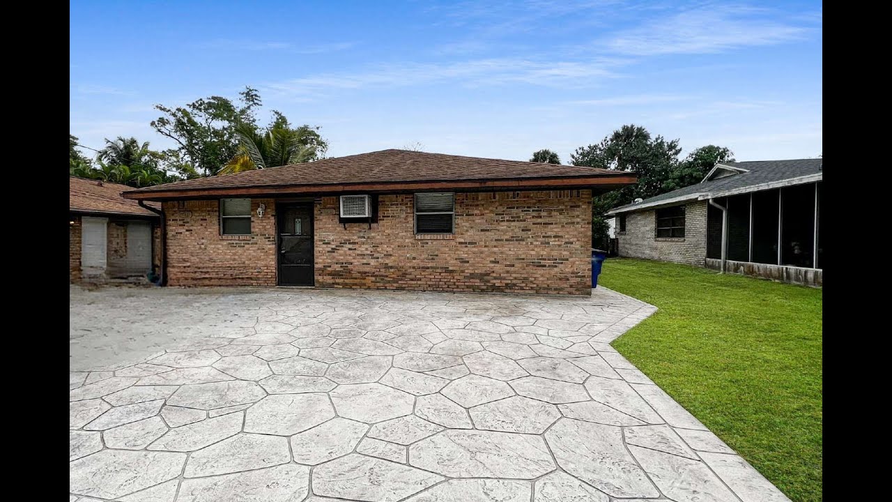 Lehigh Acres Duplex Rentals 1BR/1BA by Lehigh Acres Property Management