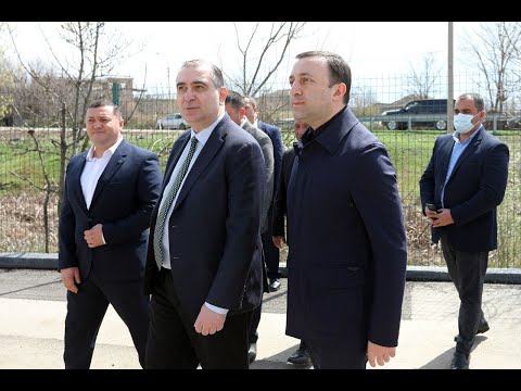 მარნეულის სოფელ ქუთლიარში ახალი სკოლის დათვალიერება