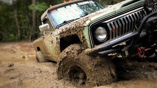 Jeep j10 getting stuck and breaking axles by Broke N Poor trading co. 1,053 views 1 year ago 7 minutes, 38 seconds