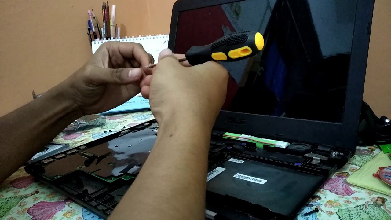 Cara mengganti baterai laptop ASUS X441N
