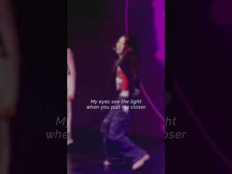 HeeJin (희진) 'Video Game' English Ver. (Short)