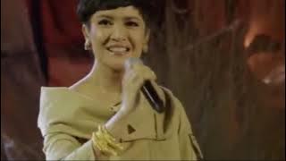 Pantang MUNDUR ( TITIEK PUSPA ) dibawakan oleh Garuda Yaksa Philharmonic Orchestra.