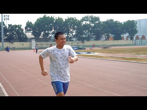 MENCOBA LARI SECEPAT ZOHRI!
