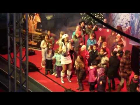 Antonia aus Tirol singt "Das Rote Pferd"