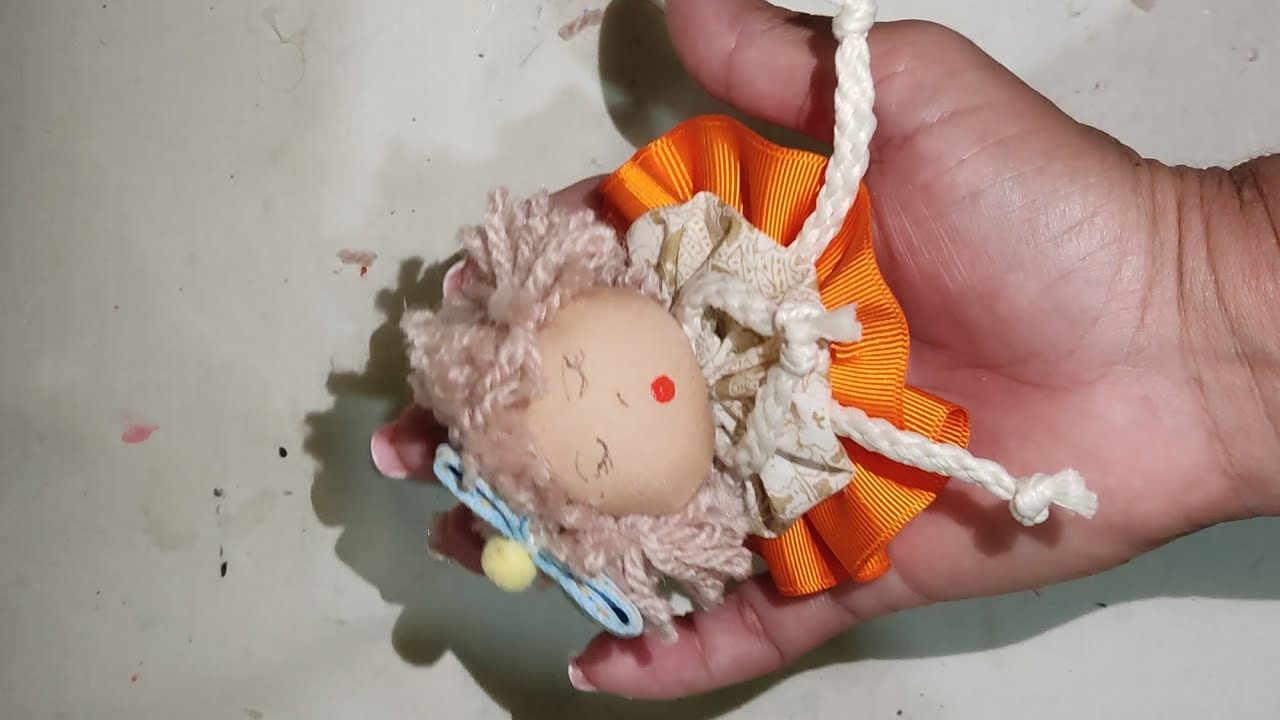 Boneca de fuxico , super fácil. para iniciantes.