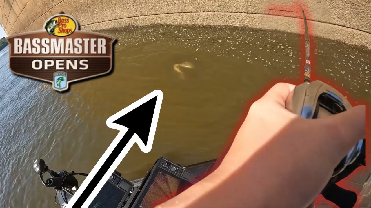 I CAUGHT TWO FISH ON THIS ONE BAIT!!! (INSANE BASS TOURNAMENT) #Godfirst #bassfishing #fishing