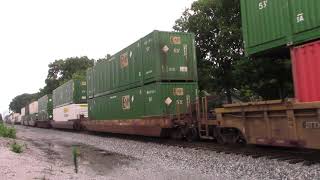 NORFOLK SOUTHERN GE AC44C6M Intermodal Container Southbound Train