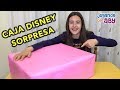 Disney me envía una CAJA SORPRESA con regalos. La abrimos juntos!