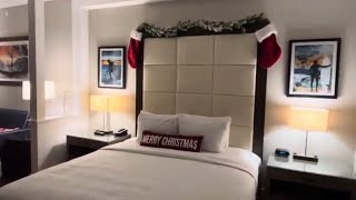 WOW! Hilton & Hallmark Channel COUNTDOWN TO CHRISTMAS themed Hotel Suites at Waterfront Beach Resort by She Saved® 48 views 3 months ago 1 minute, 41 seconds