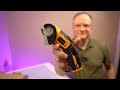 Cordless Electric Scissors has a Rotary Cutter Blade