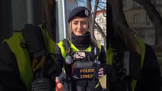 I took photos of Cute police officers