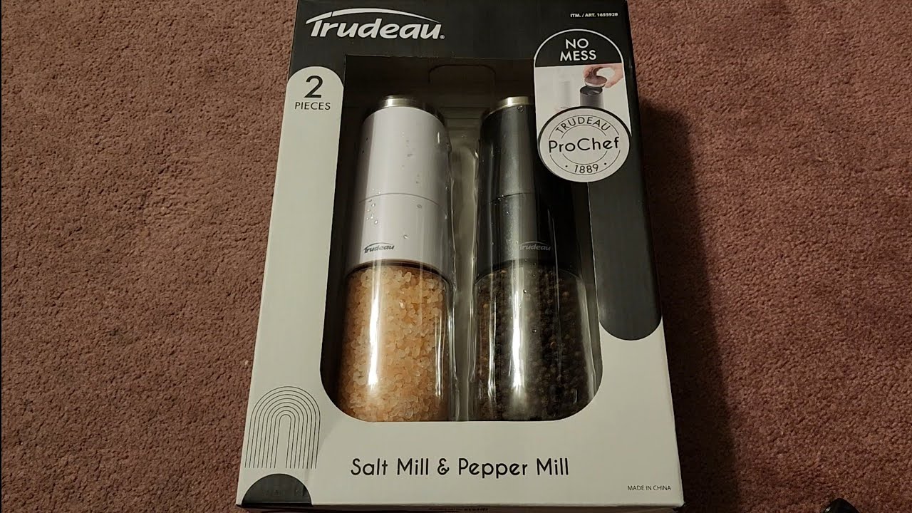 Trudeau Daisy 10” Pepper Mill and Salt Mill