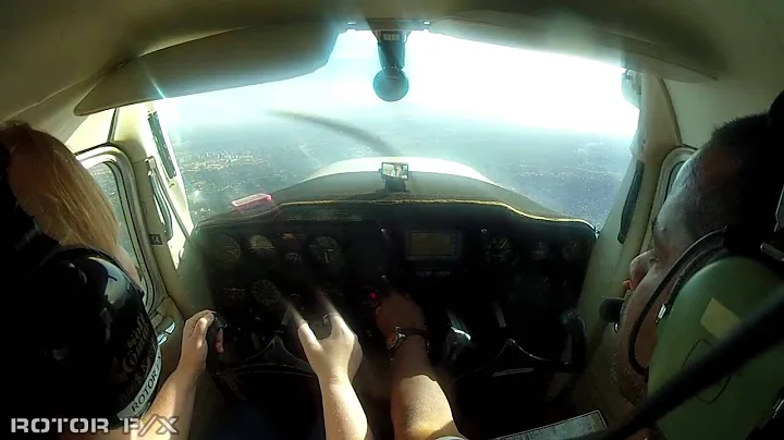 Jennifer Bettis Discovery Airplane flight lesson at ROTOR F/X on December 5th, 2015