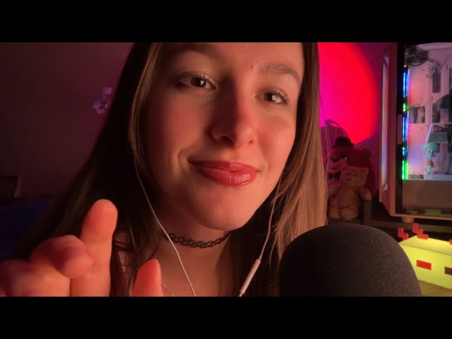 Up-close ASMR 𖦹 there's something in your eye...