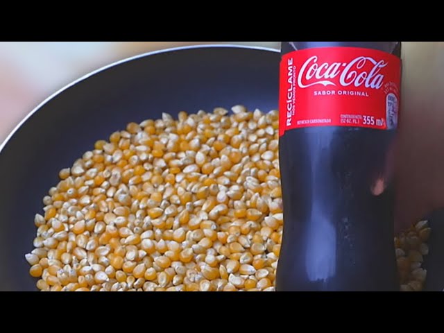 RHP310COKE  Coca-Cola™ Hot Air Popcorn Maker 