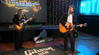 Slaid Cleaves performs "Beautiful Thing" on the Texas Music Scene chords