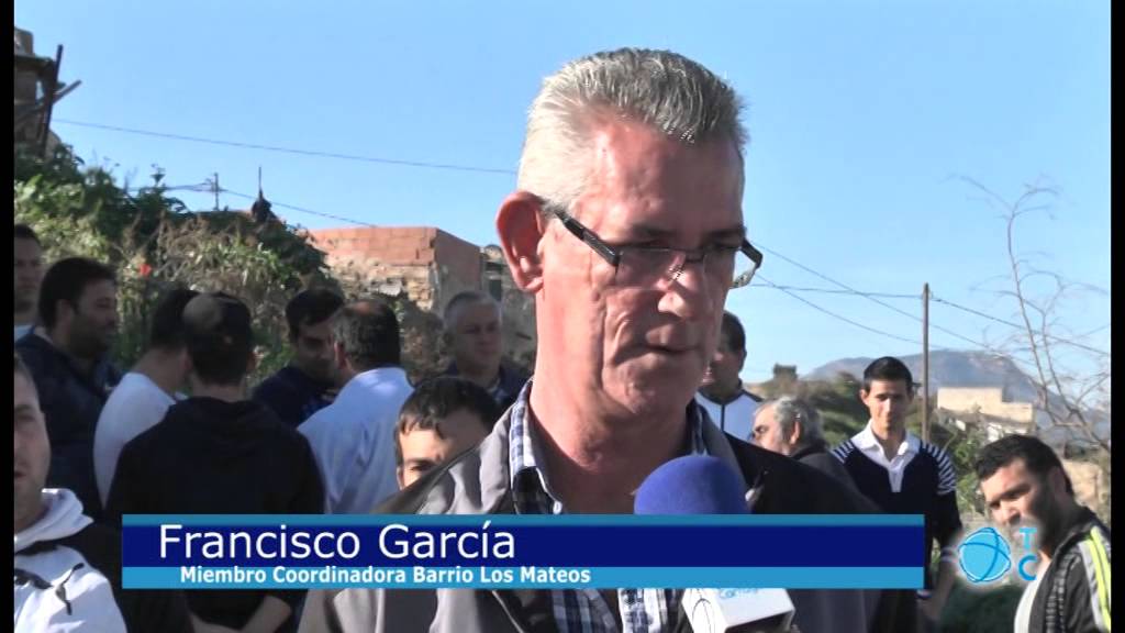 Derribo de casas en Los Mateos