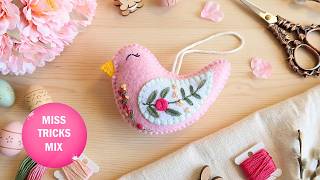 Embroidered Felt Bird Easter Ornament | Easter Crafts | Felt Crafts #easter #feltcrafts #sewing
