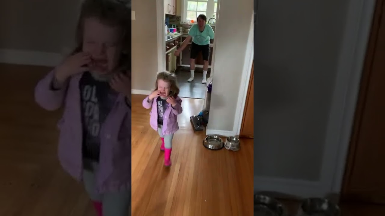 Little Girl Cries When She Sees Dad's Shaved Face - 1361329