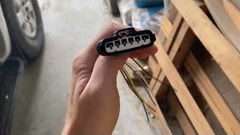 N70 Hiluxs￼ 4wd light not coming on/ flashing. 4wd not ￼engaging. A possible simple solution