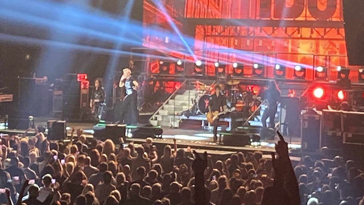 Billy Idol Rebel Yell LIVE in Birmingham 23/10/22 YouTube