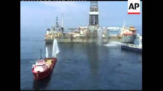 Video Footage Of Leak Siphon Ship After Small Fire