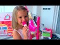 Katy play with ice cream shop and gilr make up toys