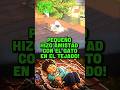 El pequeño niño hizo amistad con el gato del vecino y desde entonces se tiran de chill en el tejado