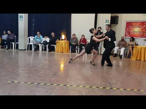 Ariel Almiron y Aluminé Deluchi. Tango Pugliese