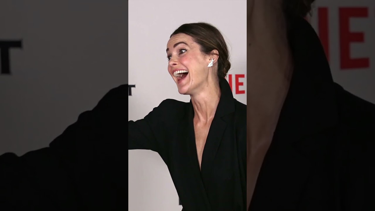 Just Keri Russell keeping it real on the red carpet ❤️ (📸: Getty) 