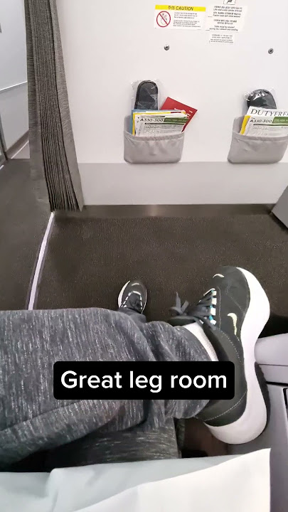Flying T'way Air Business Savers Class from Singapore to Seoul.