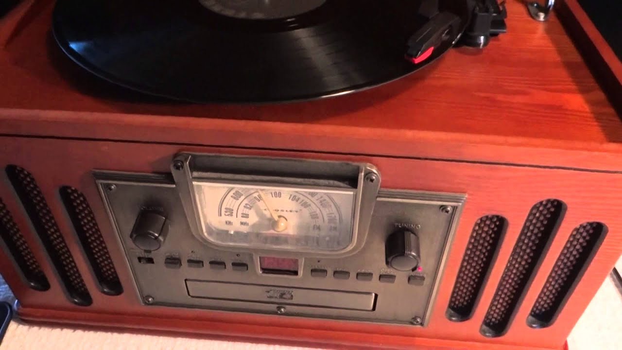 Demo Crosley CR74 AM/FM/CD/Cassette/Phono/Line in YouTube