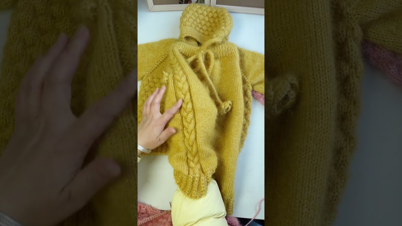 Woven valley yellow suit sweater织谷黄毛衣套装
