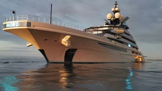 Viva Yacht, 94m Feadship