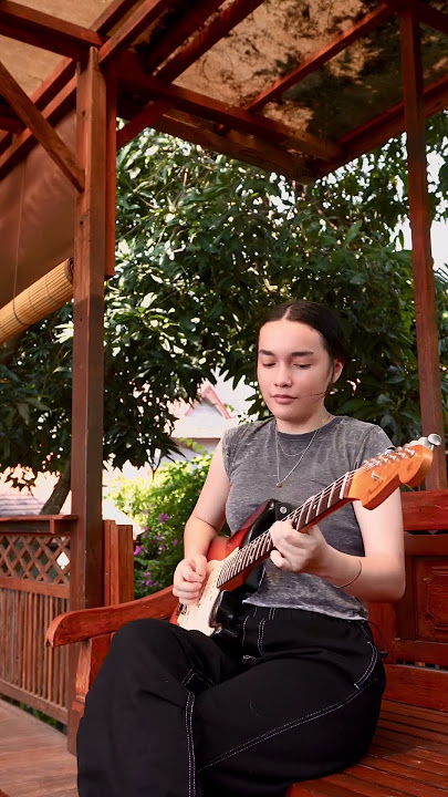 Melodi Cantik - Seberapa Pantas - Sheila On 7  #guitar #dennycaknan #pengamenjogja #cover #music