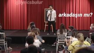 Ne Okuyorsun ? Felsefe Ooo Aramıza Yeni Bir İşsiz Daha Eklendi