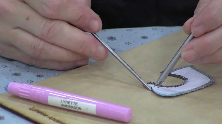 Lynette Anderson Demonstrates Glue Stick Needletur...