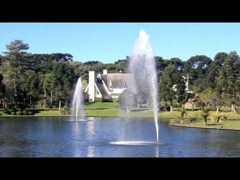 Vídeo: Como você move uma grande laje de pedra?