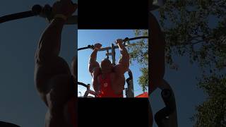 He cAn’t eVEn do a PULL UP