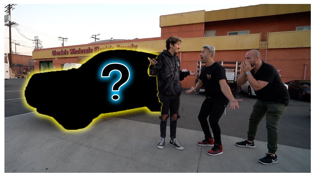 SURPRISING MY BEST FRIENDS WITH A NEW CAR!! - YouTube