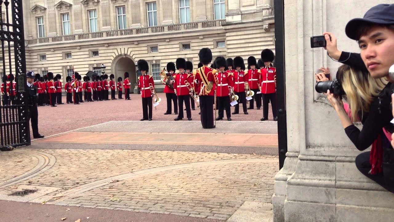 Palacio de Buckingham, cambio de guardia