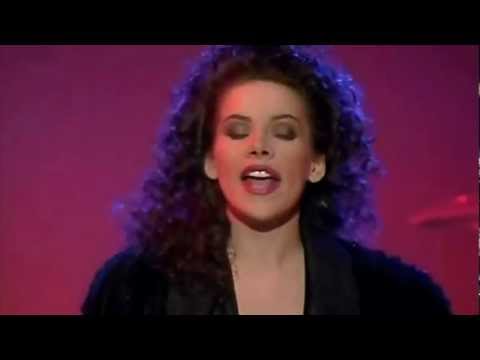 Массаж кезінде жағымды куннилингус Порно қыздар мүшесі соратын