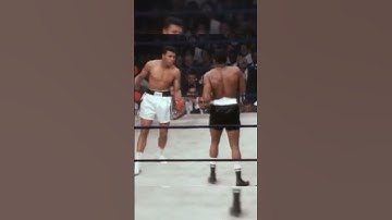 Бой против Листона, который сделал Мухаммеда Али известным. #muhammadali #бокс #мухаммедали #shorts