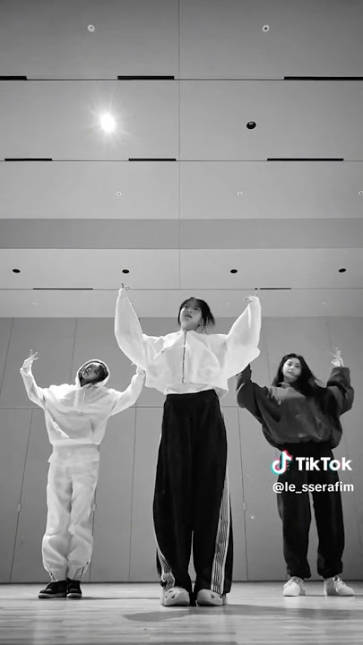 Sticky|| Yunjin, Eunchae & Chaewon Le Sserafim tik tok😍💓 #shorts #lesserafim #fearnot #viral