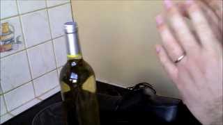 Comment enlever le bouchon d'une bouteille de vin sans Tire-bouchon ?