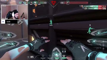 tarik needs to change his enemy outline color or something...