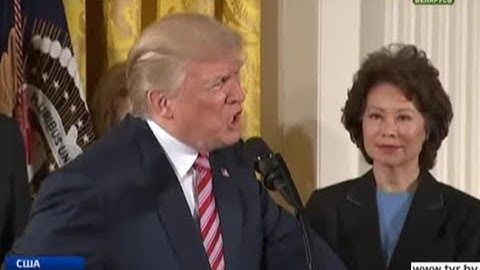 Дональд Трамп раскритиковал позицию Минюста и Верховного суда в отношении иммиграционного указа