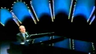 Elton John - Blue Eyes - Live Parkinson 1982