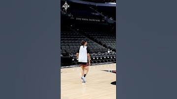 Syd for the money and her celly did not disappoint 👀😆 #lasvegasaces #wnba #sydneycolson
