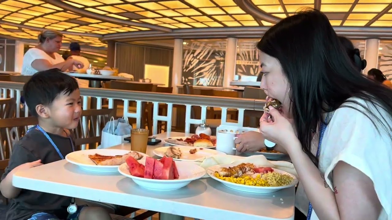 Peb thaij duab Ua si nrog dej thiab lub Hnub Ci zoo nkauj heev os. Part 6. 2/5/2025